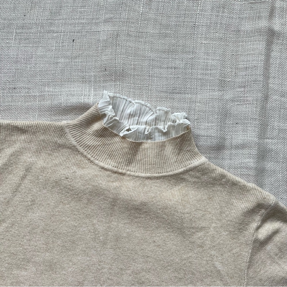 Beige Sweater with Frilly Neck and Sleeves - Picture 4 of 13